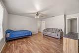 582 College Street - Photo 4