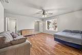 582 College Street - Photo 5