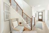 132 Rosewood Drive - Photo 3