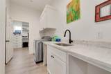327 Lovers Lane - Photo 40
