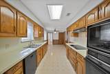 405 Shadowwood Trail - Photo 17