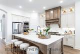 1837 Acoma Way - Photo 2