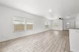 501 Avenue A - Photo 4