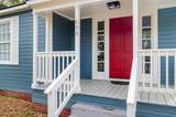 653 College Street - Photo 3