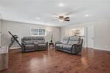 1507 Greenbrier - Photo 8