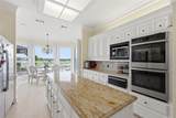 7204 Round Hill Road - Photo 12