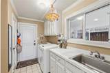 7204 Round Hill Road - Photo 15