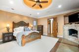 142 Wood Oak Trail - Photo 17