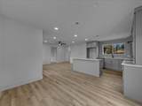 802 Nl Robinson Drive - Photo 11