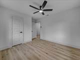 802 Nl Robinson Drive - Photo 17