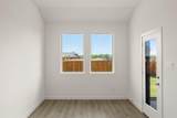1903 Boston Way - Photo 15