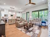 915 Vaquero Way - Photo 33