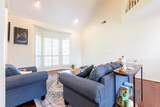 910 Kings Court - Photo 10