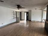 1101 Trinity Street - Photo 15