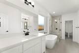 713 Golden Galaxy Way - Photo 24