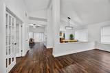 1517 Yorkshire Drive - Photo 4