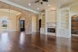 9572 Rochel Drive - Photo 8