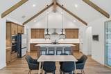 1018 Bleriot Drive - Photo 10