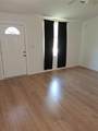 2807 Comanche Trail - Photo 3