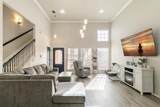 1103 Vintage Avenue - Photo 8