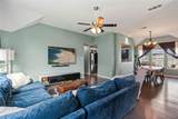 810 Maples Avenue - Photo 3