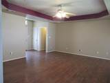 6910 Sayle Street - Photo 6