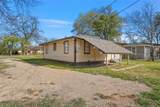 915 Faulkner Lane - Photo 14
