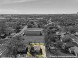 915 Faulkner Lane - Photo 18