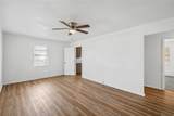 915 Faulkner Lane - Photo 4