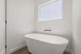 14419 Fm 1396 - Photo 38