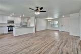 613 Crockett Drive - Photo 9