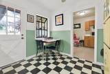 616 Kessler Boulevard - Photo 16