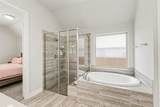 1423 Daisy Corner Drive - Photo 8