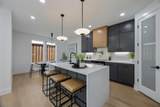 459 Hart Street - Photo 9