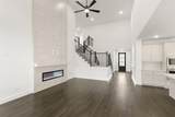 412 Newpark Boulevard - Photo 8