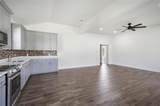 1905 Walnut Street - Photo 8