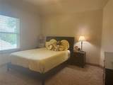 2813 Regents Park Lane - Photo 28