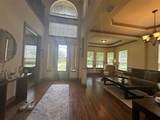 2813 Regents Park Lane - Photo 5