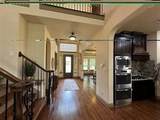2813 Regents Park Lane - Photo 7