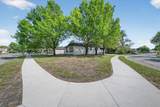9510 Crestshire Drive - Photo 3