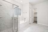 742 Oak Street - Photo 17