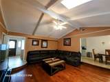 1408 Country Manor Road - Photo 15