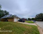 1408 Country Manor Road - Photo 3