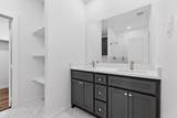 4607 Metropolitan Avenue - Photo 10