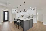 905 Trinity Street - Photo 14