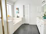 609 Oak Street - Photo 16