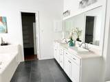 609 Oak Street - Photo 17