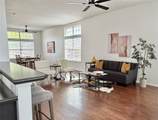 609 Oak Street - Photo 8