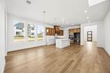 560 Stark Mews - Photo 6