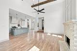 409 Garrett Way - Photo 3